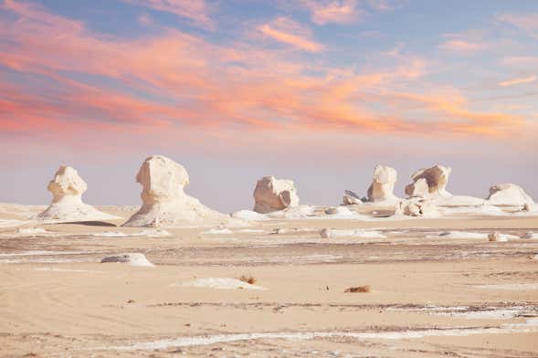 El-Fayoum Oasis, White Desert, & Bahariya Oasis 4-Day Private Tour